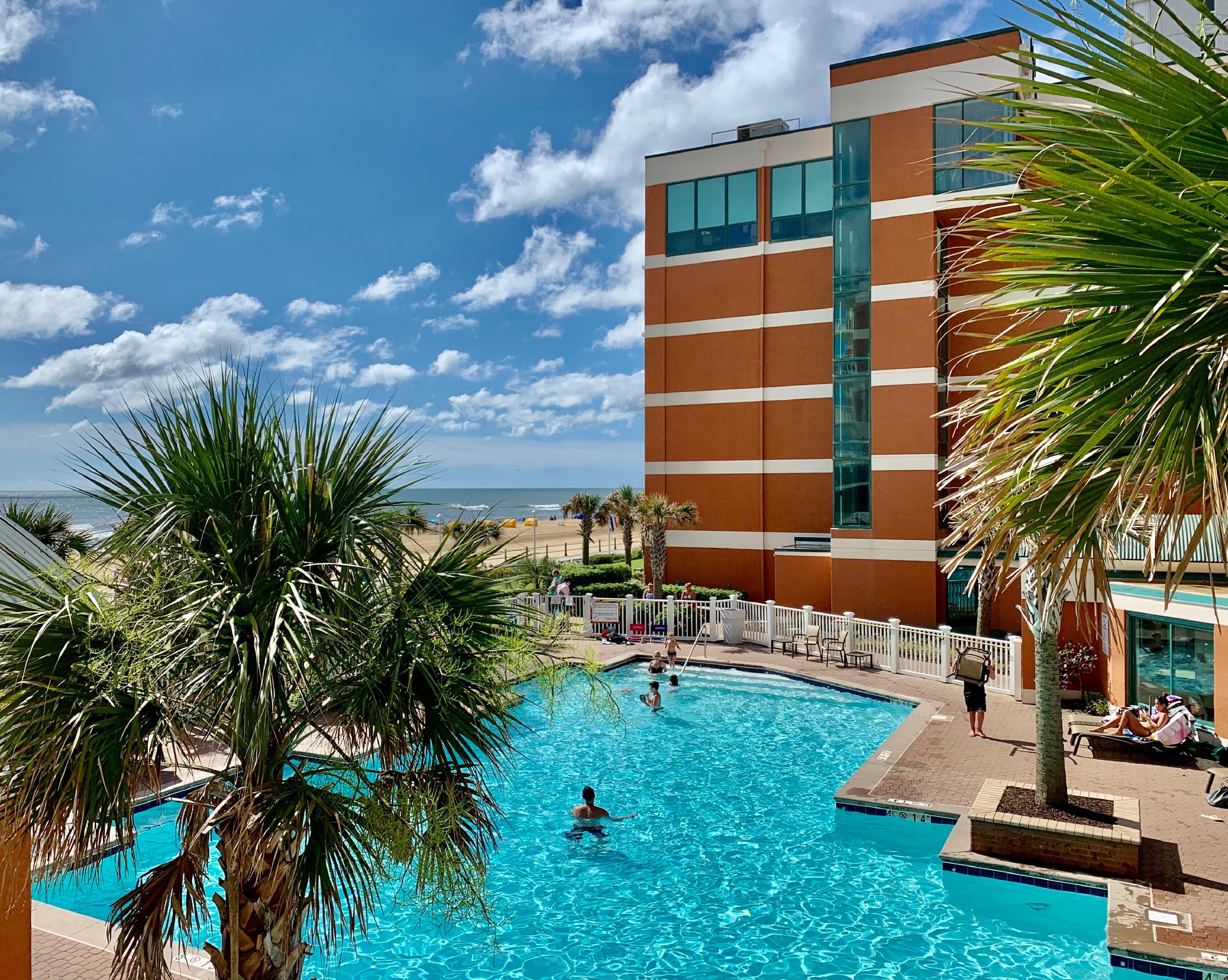 Holiday Inn & Suites Virginia Beach - North Beach By Ihg Bagian luar foto