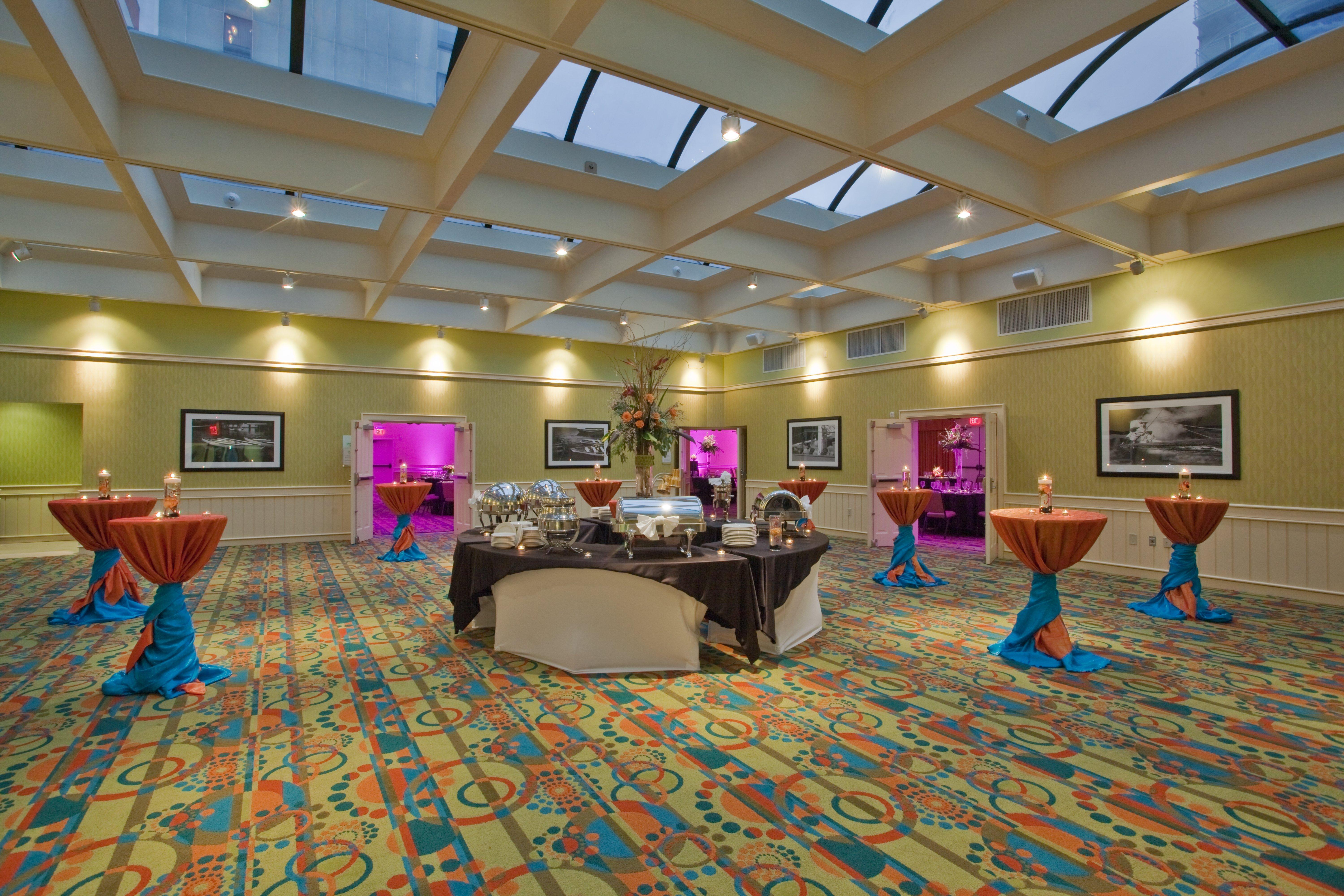 Holiday Inn & Suites Virginia Beach - North Beach By Ihg Bagian luar foto